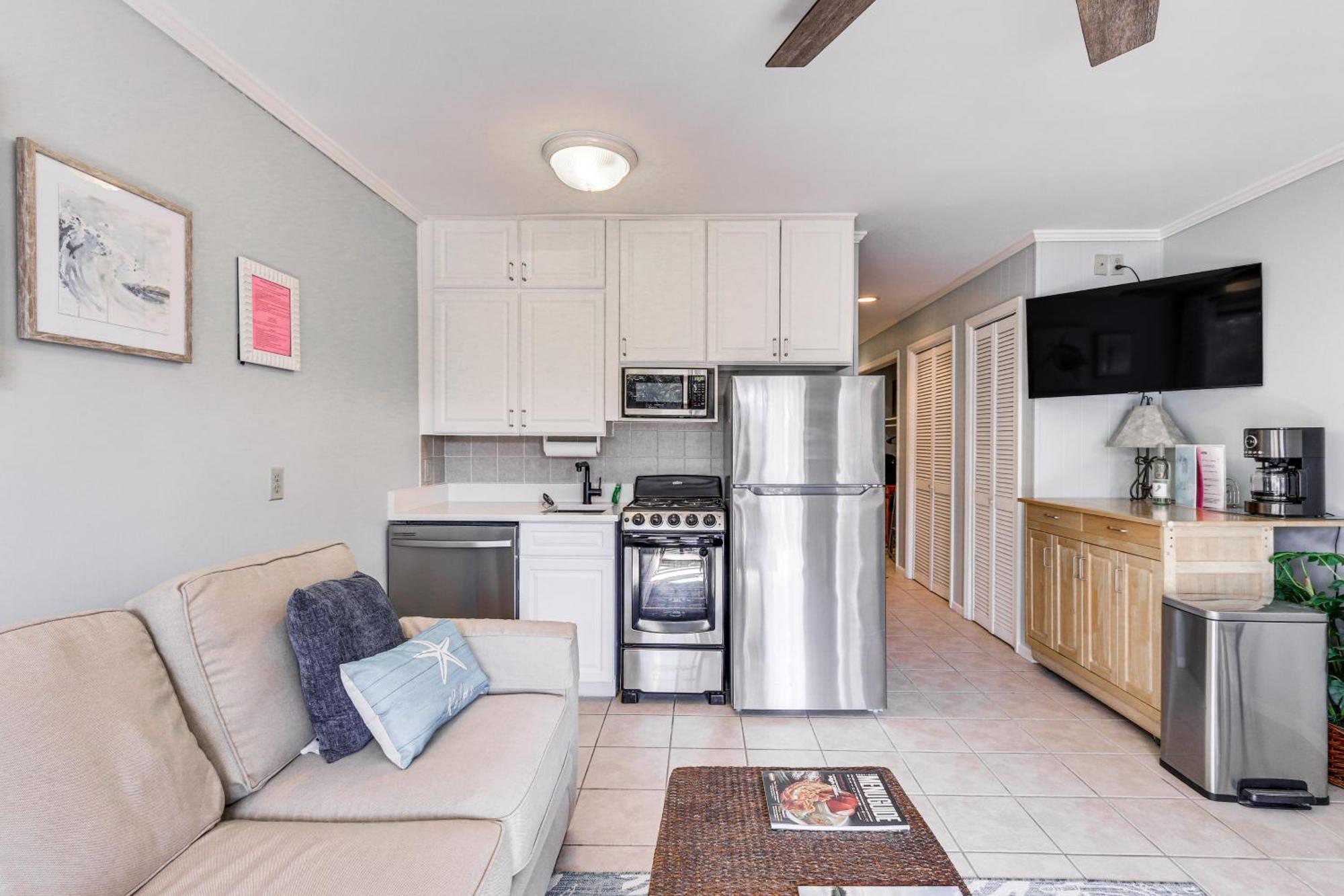 Coastal Condo With Pool And Direct Beach Access! Hilton Head Island Exterior photo